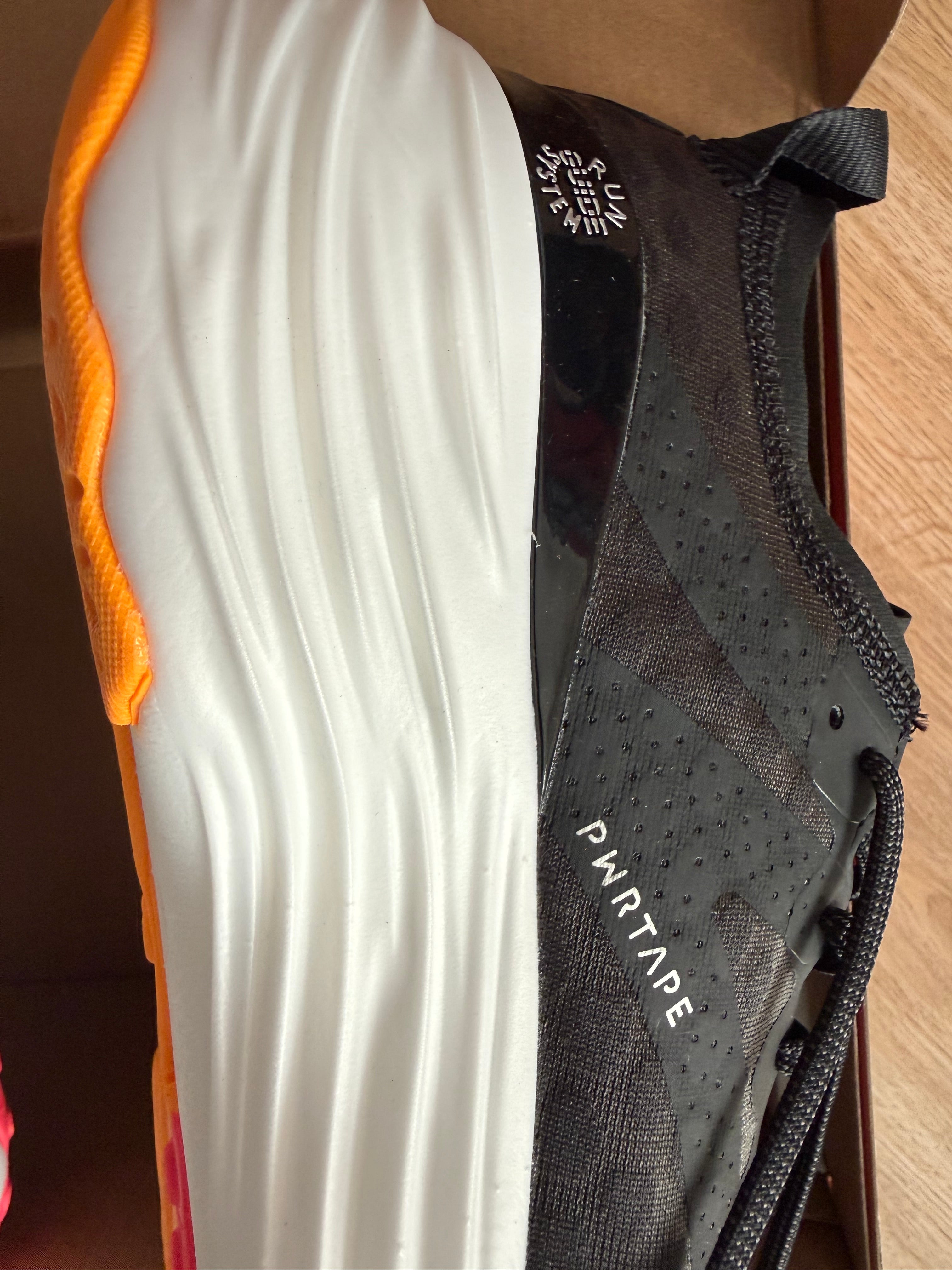 Puma Nitro Laufschuhe – Gr. 42 – Neu mit Karton