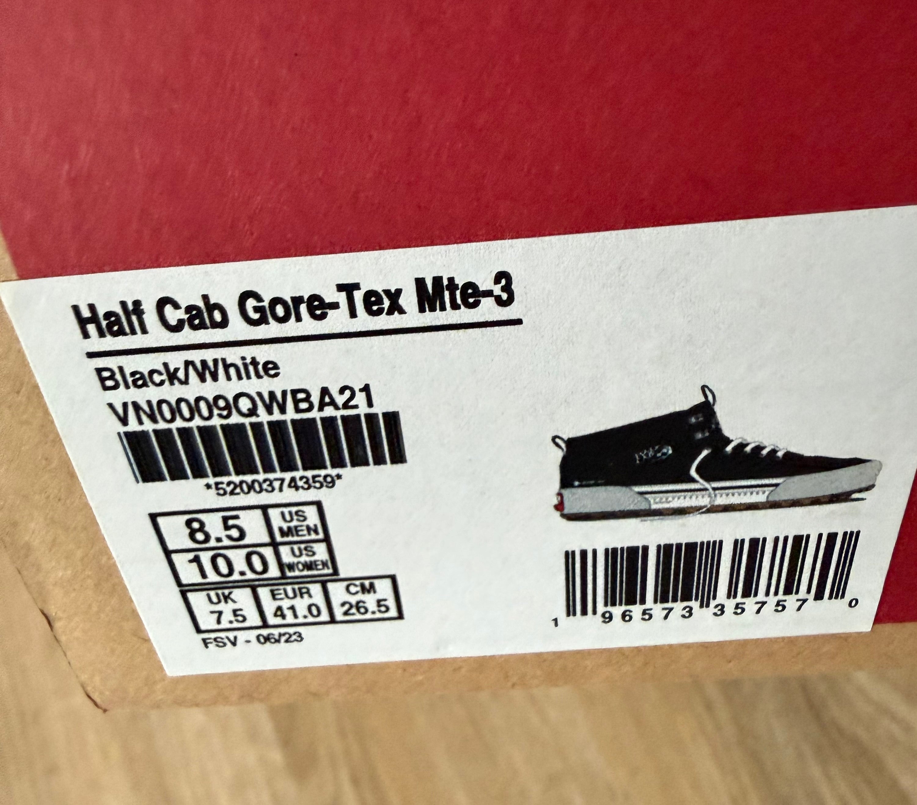 🖤 Vans Half Cab GORE-TEX – Gr. 41 – Neu mit Etikett & Originalkarton