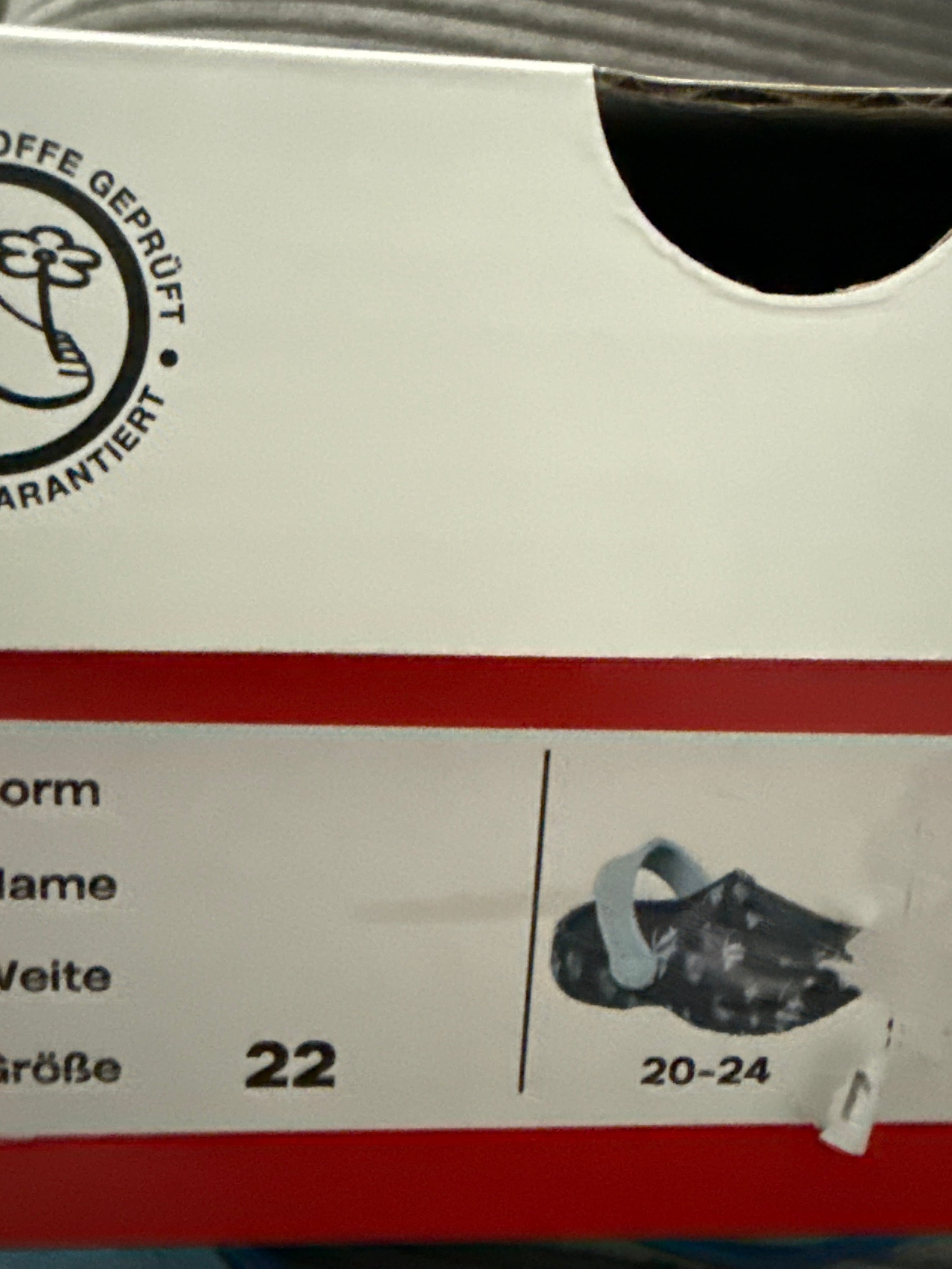 Elefanten Kinderschuhe – Gr. 22 der Karton hat vorne einen Defekt