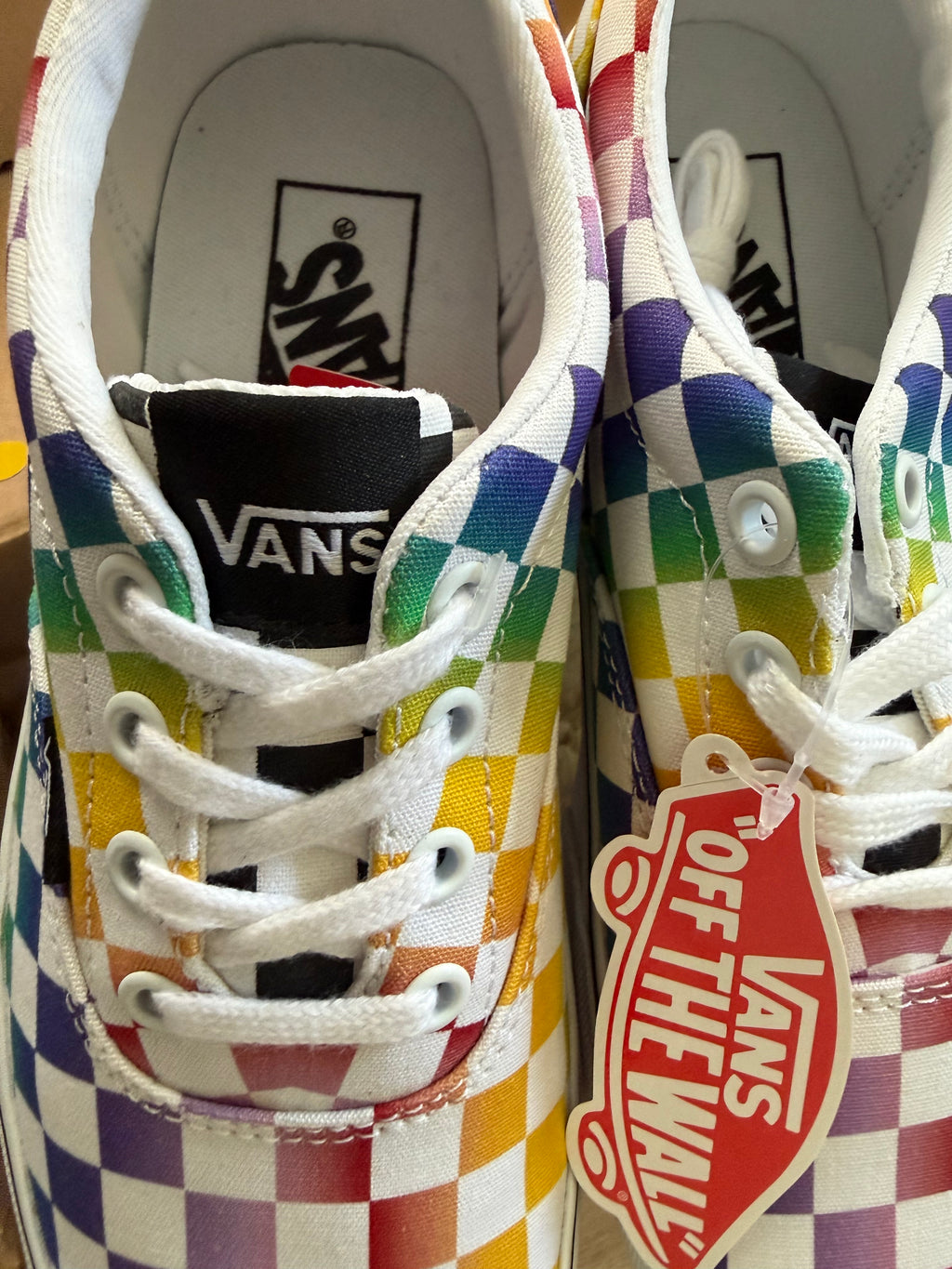 🌈 Vans Authentic Checkerboard Rainbow – Gr. 37 – Neu mit Etikett & Originalkarton