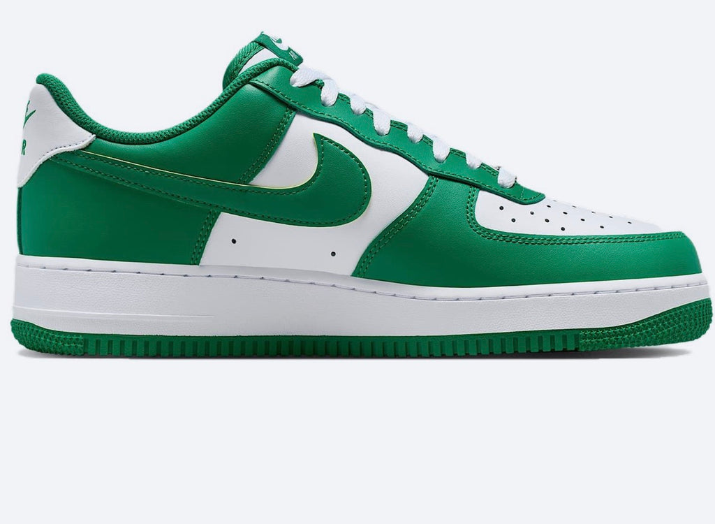 Nike Air Force 1 Low 07 Malachit Weiß Herren Sneaker Gr 44