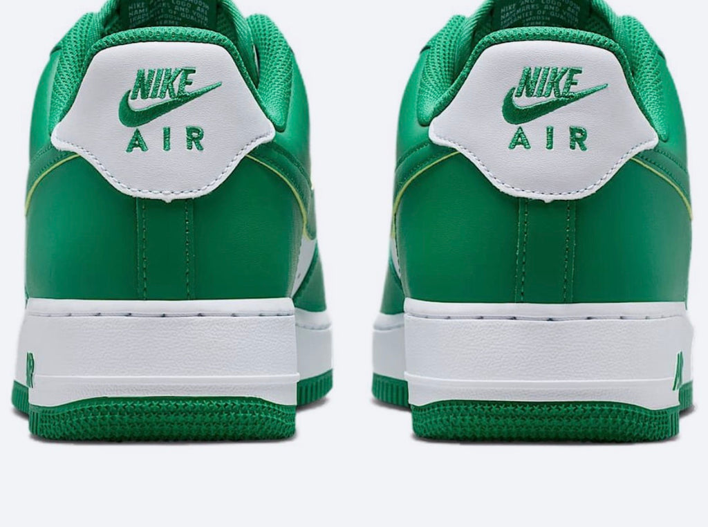 Nike Air Force 1 Low 07 Malachit Weiß Herren Sneaker Gr 44