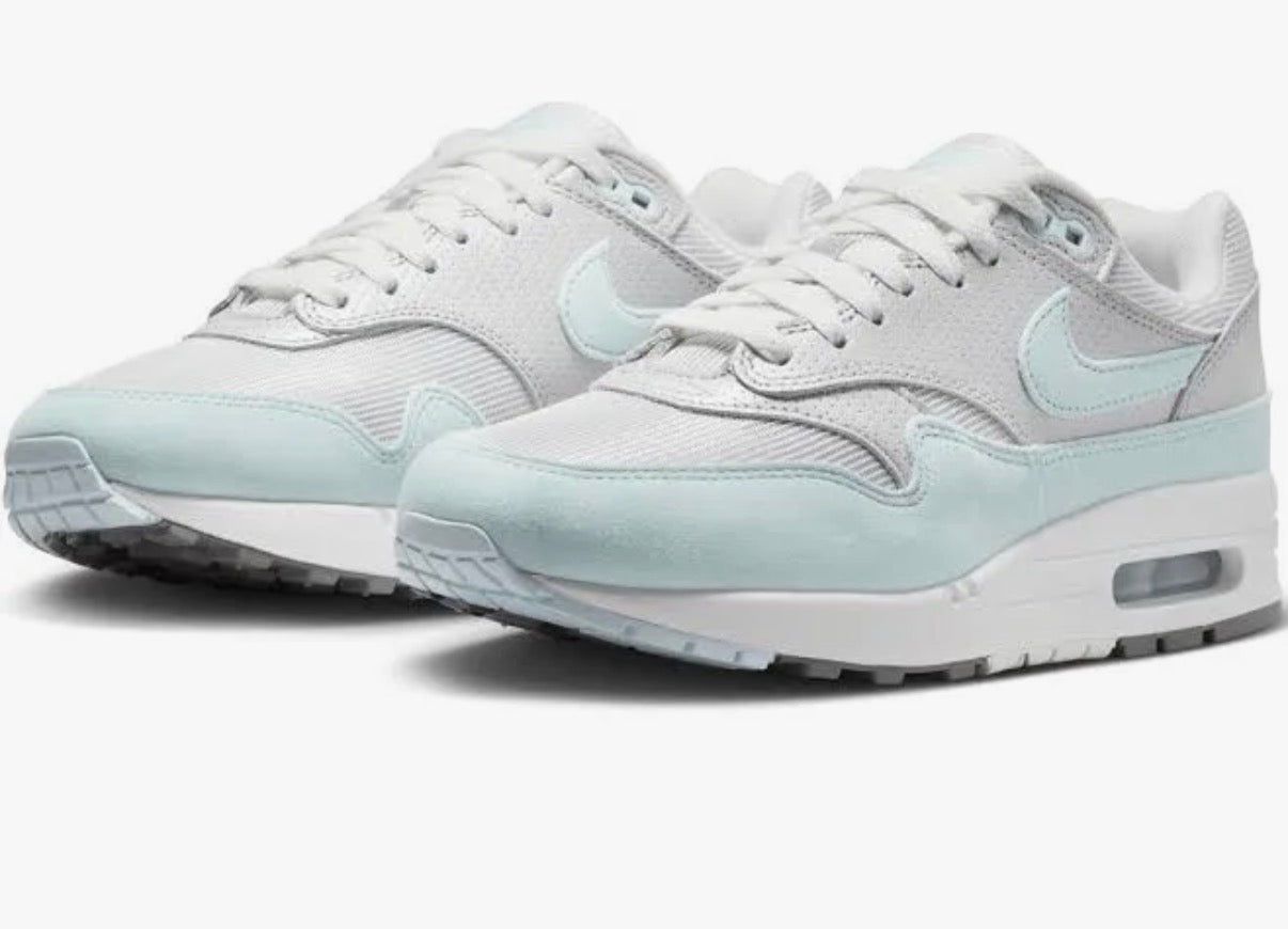 Nike Air Max 1 ’87 – Platinum / Glacier Blue Gr 36
