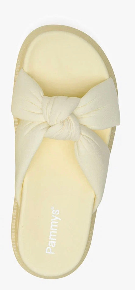 Pummys Sandalen mit Schleife – Gr. 39 – Creme/Vanille