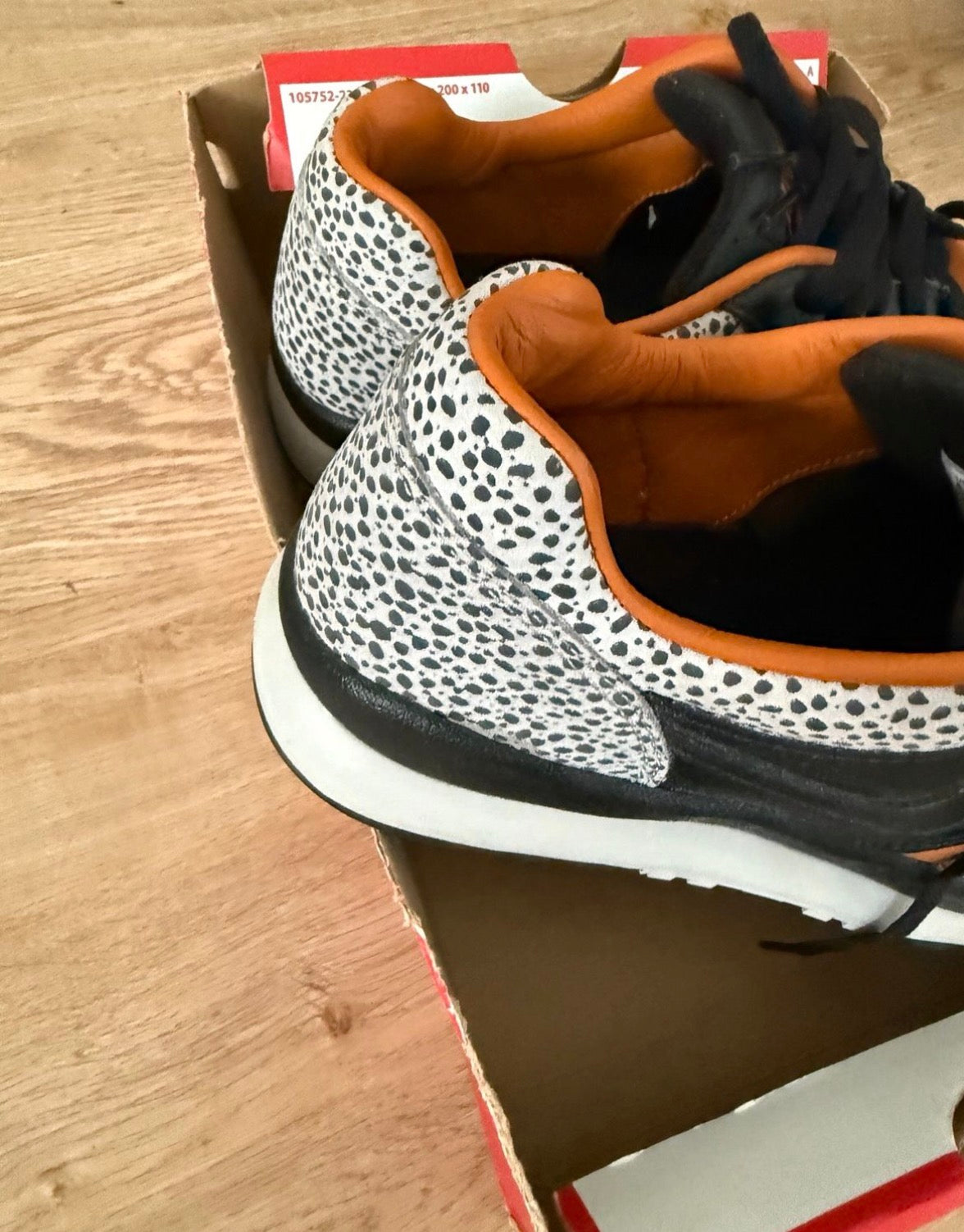 Nike Air Safari – Gr. 42 – Neu – Karton ohne Deckel