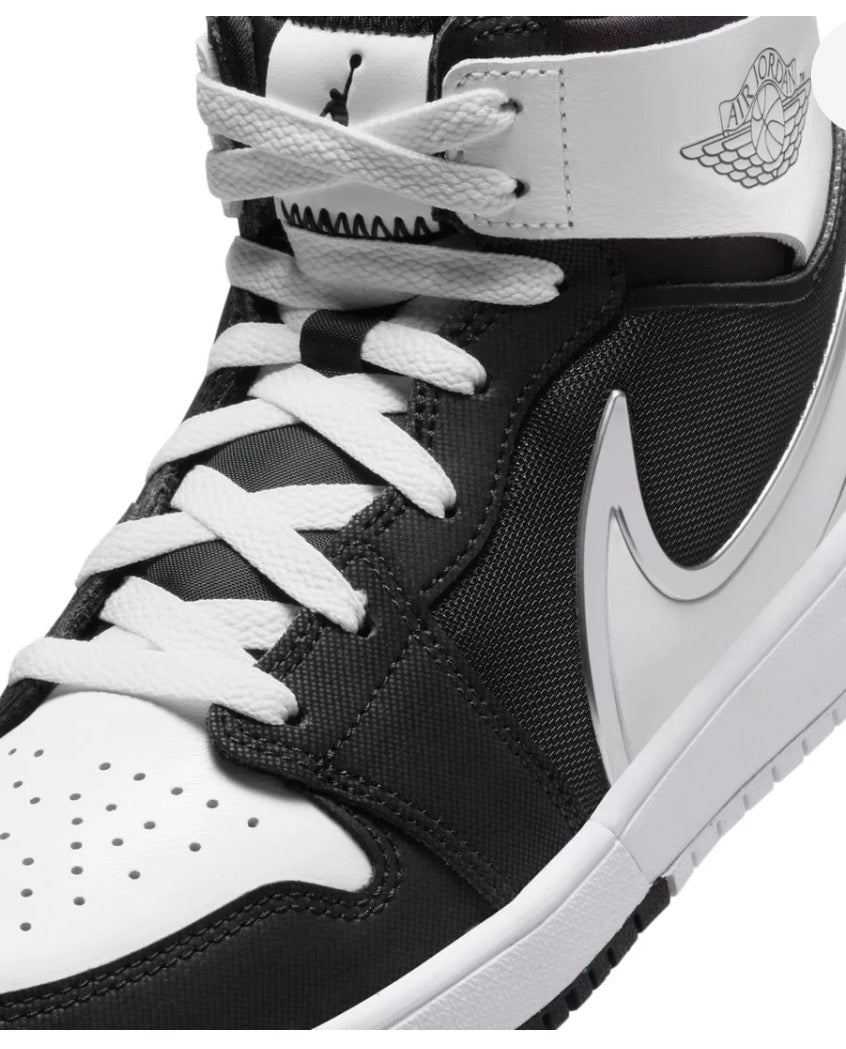 Air Jordan 1 Mid RM EasyOn GS Black/White – Neu Gr 38,5