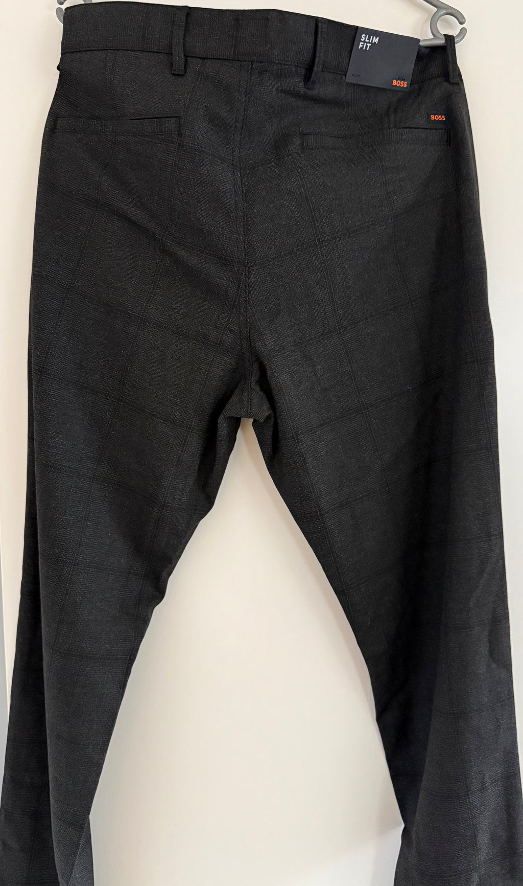 BOSS Herren Chino Slim Fit – Dunkelgrau kariert – Gr. 34–36 – Neu mit Etikett