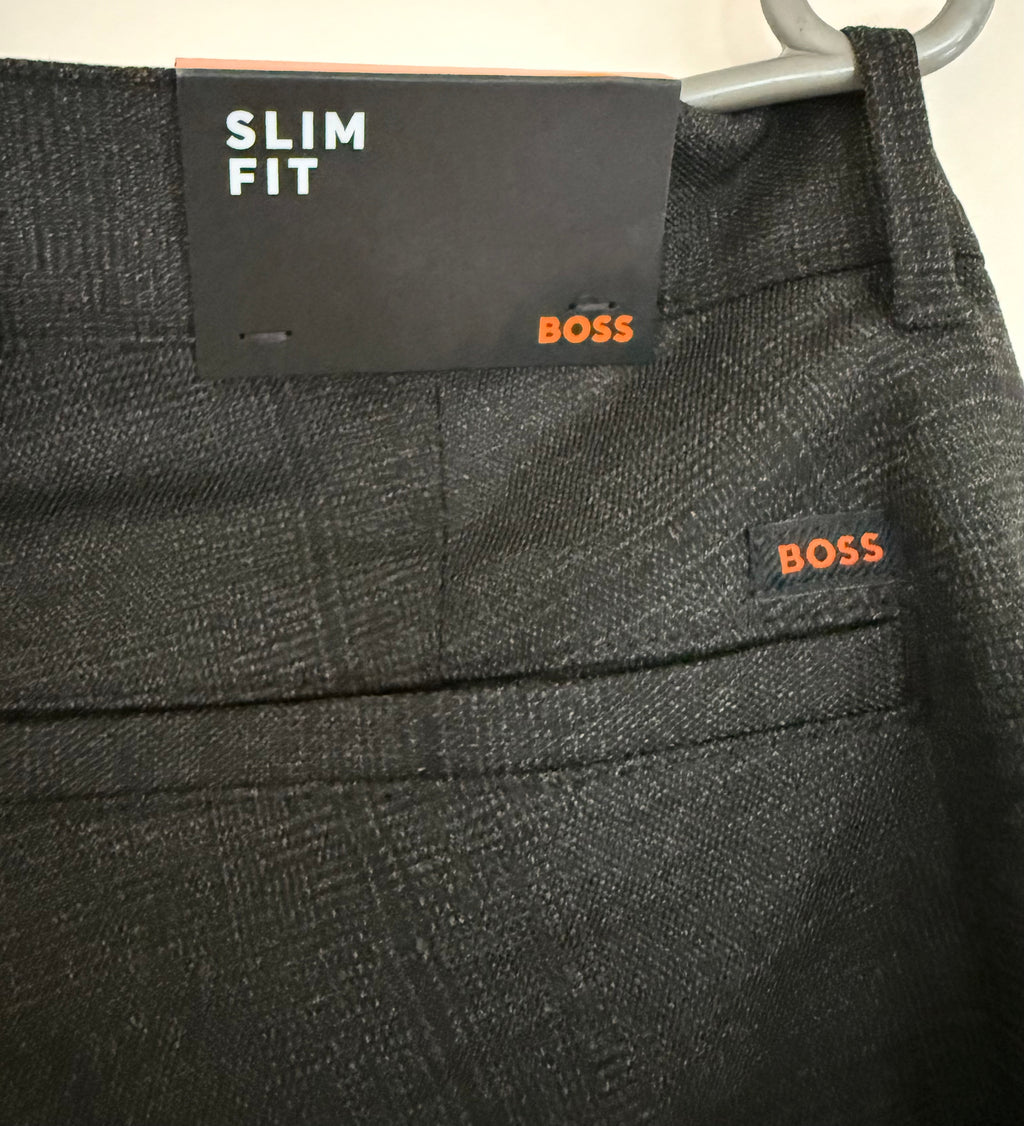 BOSS Herren Chino Slim Fit – Dunkelgrau kariert – Gr. 34–36 – Neu mit Etikett