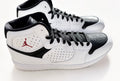 Jordan Sneaker Herren Größe 52,5 (US 18) Neu – Basketballschuhe XXL – Schwarz/Weiß – Ohne Karton