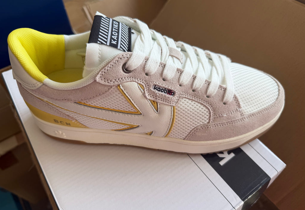 KAOTIKO Sneaker AM002-01-2600 – White/Yellow Gr 42 nur 1x verfügbar