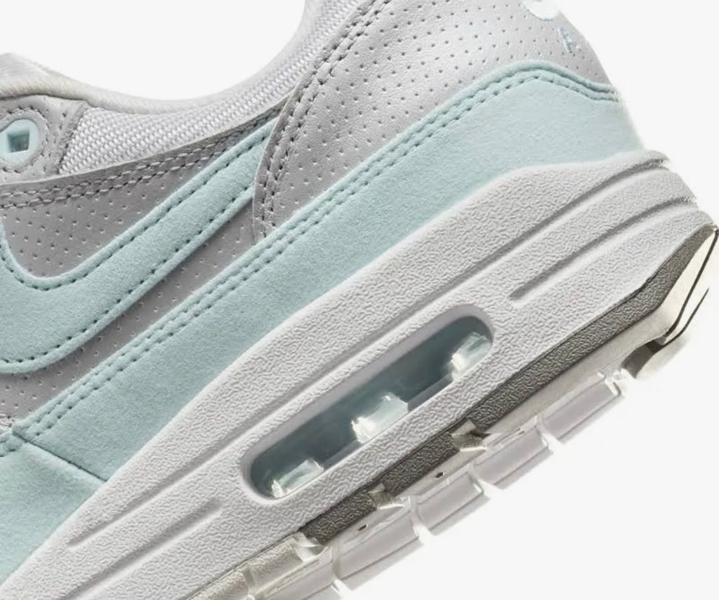 Nike Air Max 1 ’87 – Platinum / Glacier Blue Gr 36