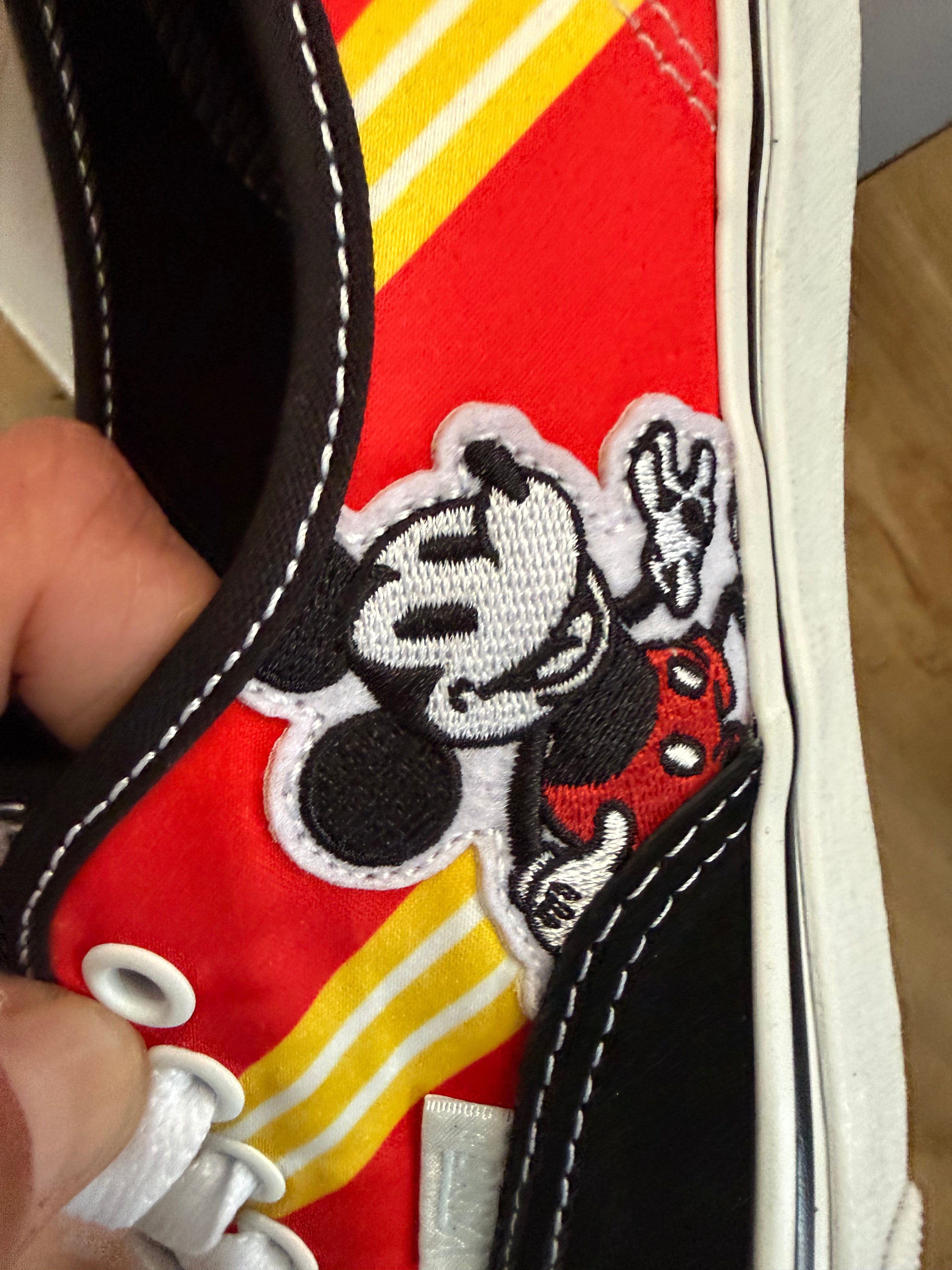 Vans x Disney 100 Edition Sneaker – Größe 40 – Neu mit Etikett & OVP