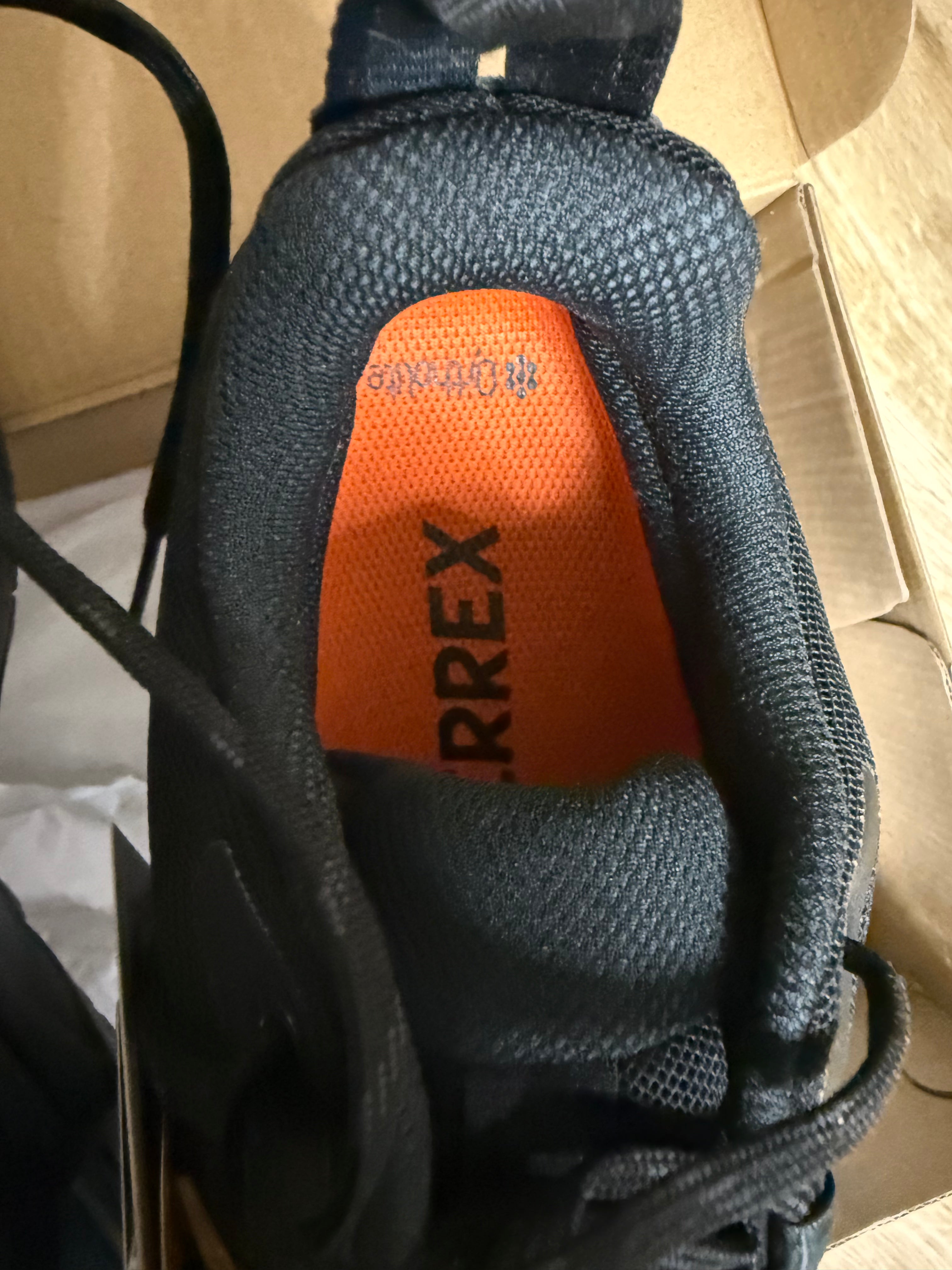 Adidas Terrex Gore-Tex Wanderschuhe Gr. 40 2/3 – Neu mit Etikett