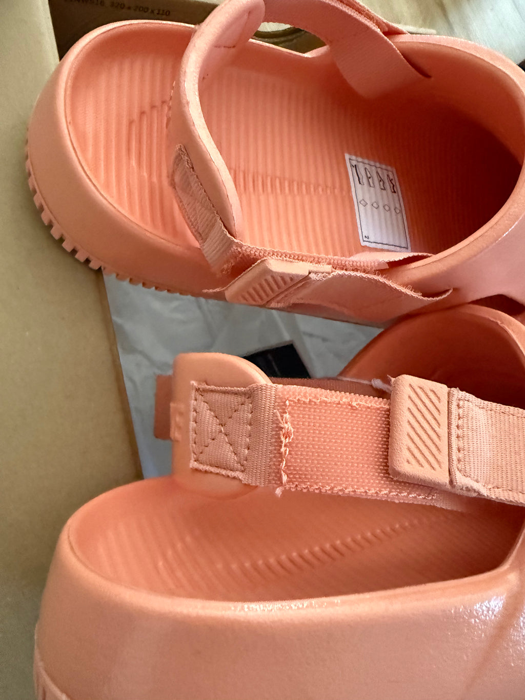 Nike Calm Mule Damen – Apricot – Neu – Größe 39