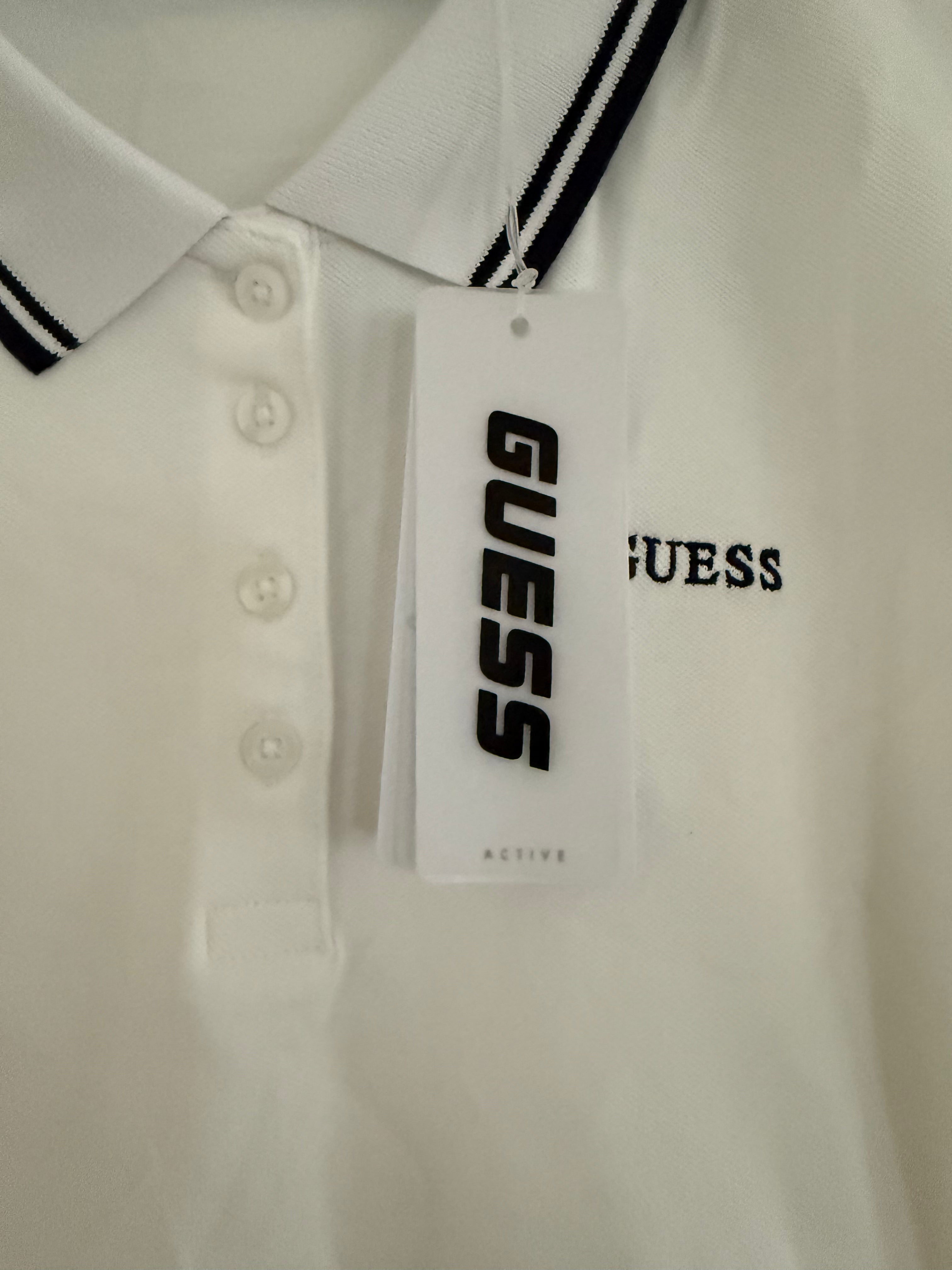 GUESS Damen Poloshirt Weiß – Größe L (fällt kleiner aus) – Neu mit Etikett
