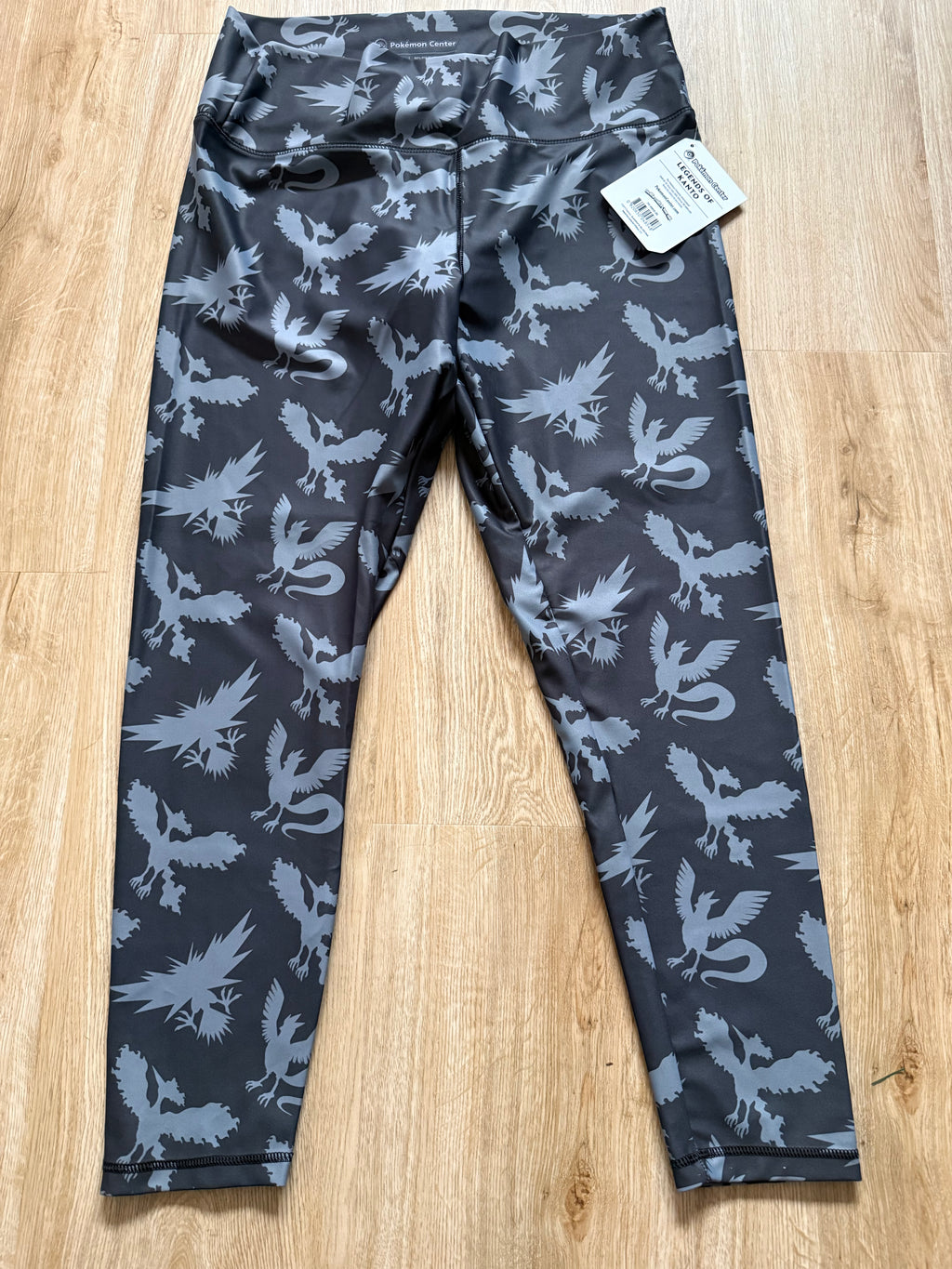 Pokémon Center Legends of Kanto Leggings – Adult 2XL & L vorhanden – Neu mit Etikett