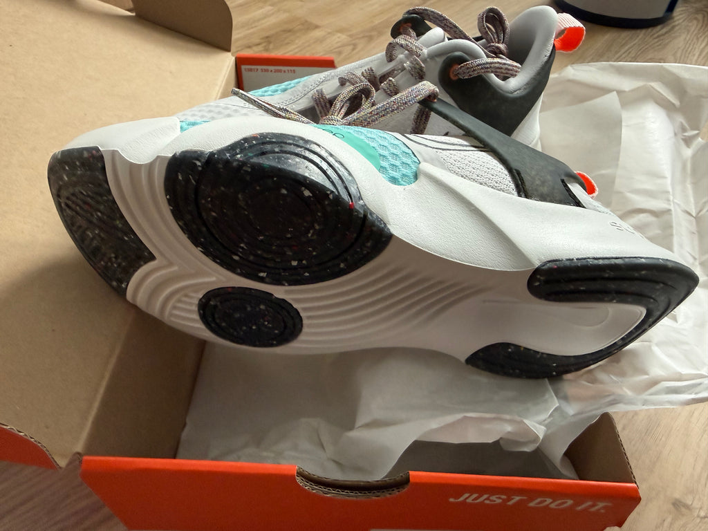 Nike Damen SuperRap Go 2 MFS Gr 40,5