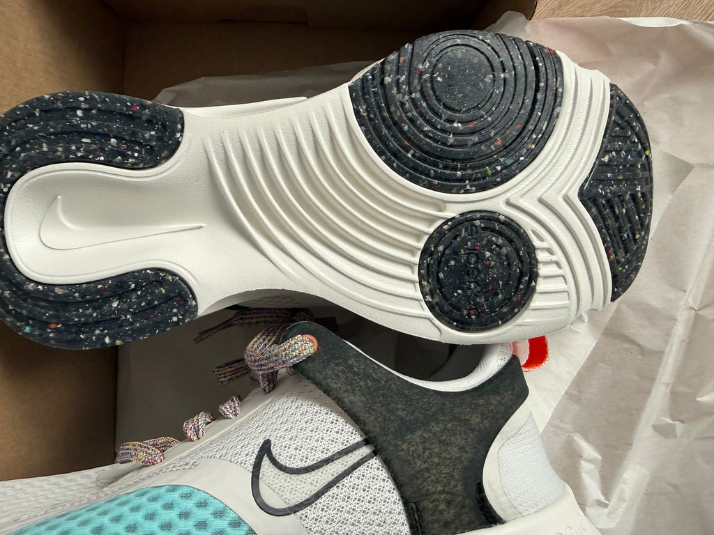 Nike Damen SuperRap Go 2 MFS Gr 40,5