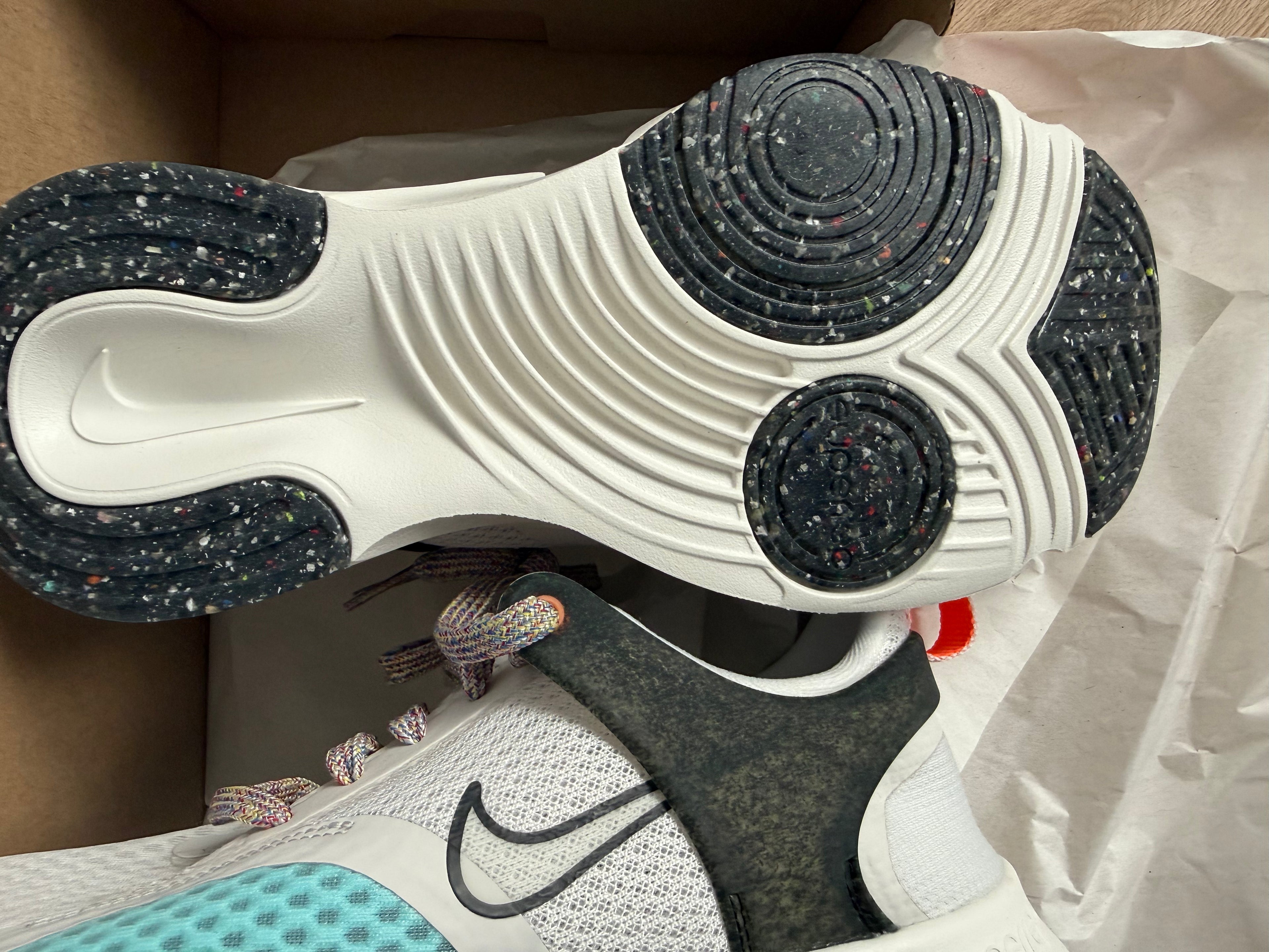 Nike Damen SuperRap Go 2 MFS Gr 40,5