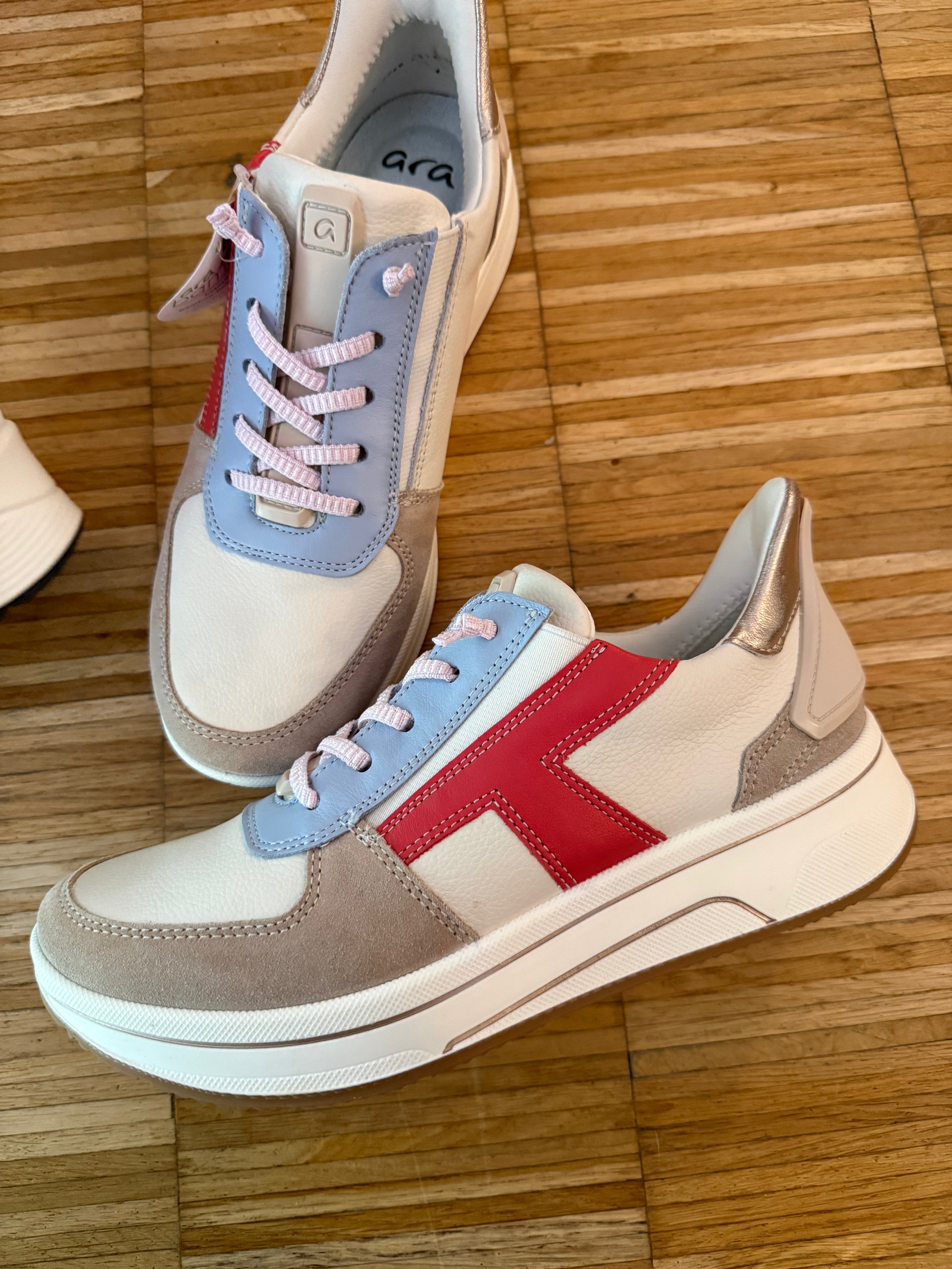 Ara Turnschuhe Gr 39