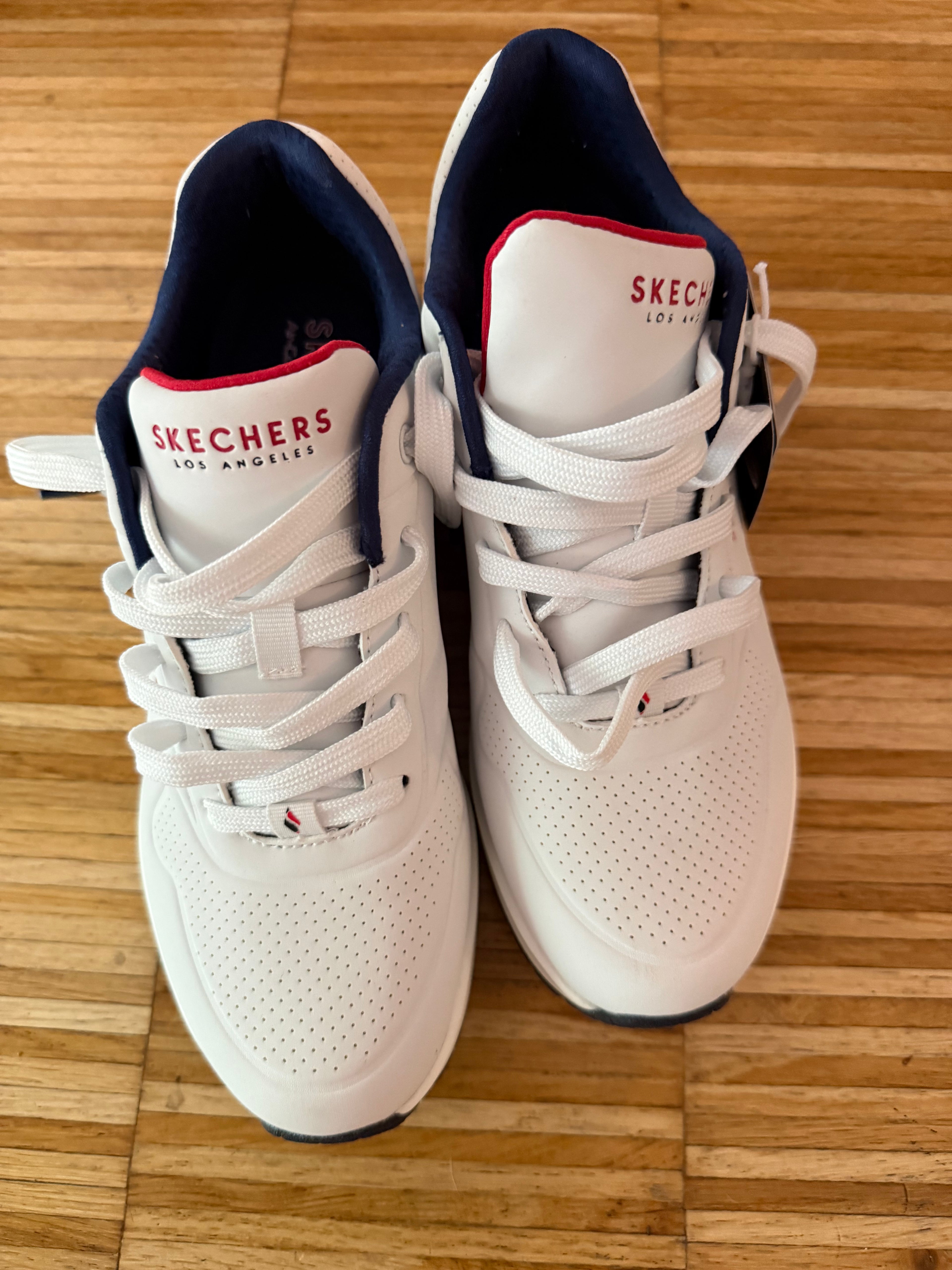 Sketchers weiß Gr 39